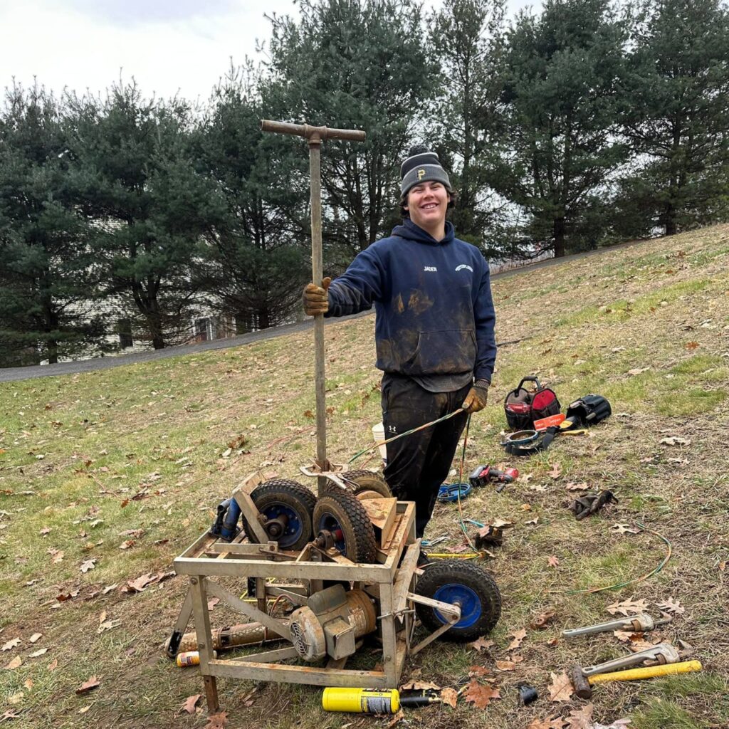 HV Well pump services CT