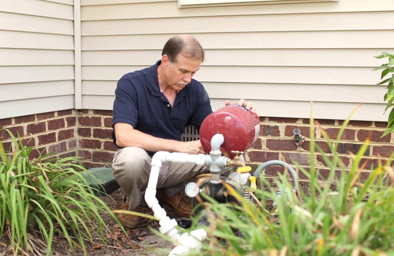 Well Pump Keeps Running On And Off